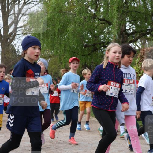 25.04.2026 - Das Zehntel Zöllner http://msf.ph/oto/9627347 25.04.2026 07:46:16 Laufen 2201, 1805, 3802, 3698, 3700 meine-sportfotos.de