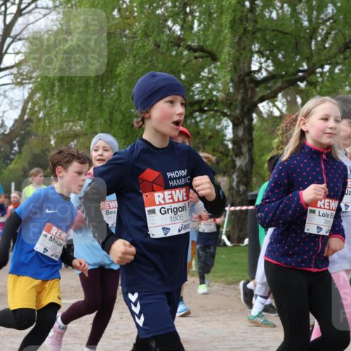 25.04.2026 - Das Zehntel Zöllner http://msf.ph/oto/9627362 25.04.2026 07:46:16 Laufen 2201, 1805, 3698, 370 meine-sportfotos.de