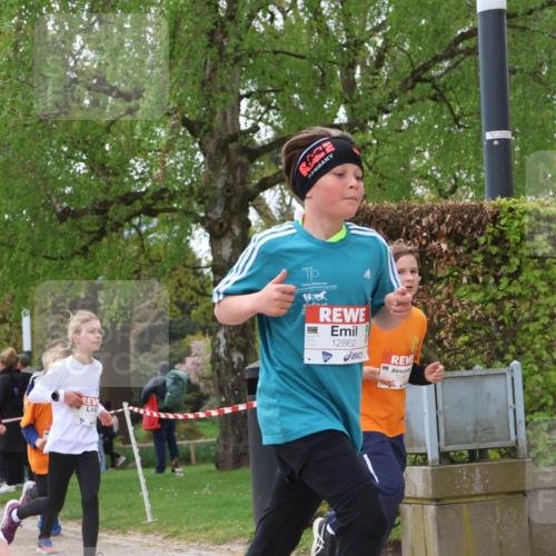 25.04.2026 - Das Zehntel Zöllner http://msf.ph/oto/9627368 25.04.2026 11:41:14 Laufen 12455, 12862 meine-sportfotos.de