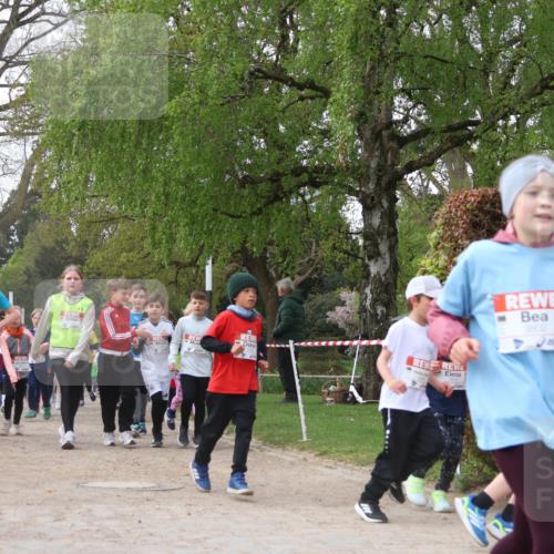 25.04.2026 - Das Zehntel Zöllner http://msf.ph/oto/9627405 25.04.2026 07:46:17 Laufen 15, 3802, 3805 meine-sportfotos.de