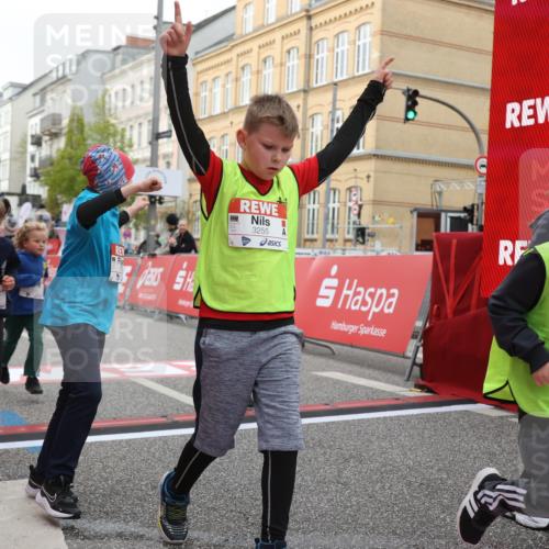 25.04.2026 - Das Zehntel Strokosch-Dieckow http://msf.ph/oto/9627429 25.04.2026 09:01:11 Ziel 1081, 1164, 1175, 1233, 1446, 1548, 1770, 1774, 1866, 1878, 1879, 1902, 2140, 2420, 2554, 2564, 2851, 3130, 3152, 3255, 3327, 3863, 3949 meine-sportfotos.de