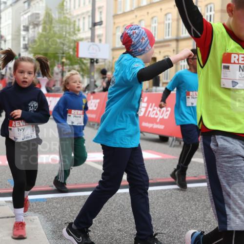 25.04.2026 - Das Zehntel Strokosch-Dieckow http://msf.ph/oto/9627439 25.04.2026 09:01:11 Ziel 1081, 1164, 1175, 1233, 1446, 1548, 1770, 1774, 1866, 1878, 1879, 1902, 2140, 2420, 2554, 2564, 2851, 3130, 3152, 3255, 3327, 3863, 3949 meine-sportfotos.de