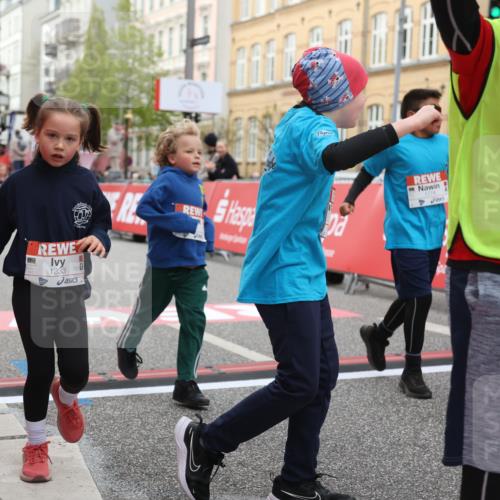 25.04.2026 - Das Zehntel Strokosch-Dieckow http://msf.ph/oto/9627446 25.04.2026 09:01:12 Ziel 1081, 1164, 1175, 1233, 1446, 1548, 1593, 1652, 1770, 1774, 1866, 1878, 1879, 1902, 2140, 2420, 2554, 2564, 3130, 3152, 3255, 3327, 3863, 3949 meine-sportfotos.de