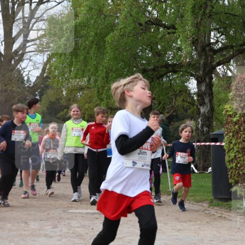 25.04.2026 - Das Zehntel Zöllner http://msf.ph/oto/9627471 25.04.2026 07:46:18 Laufen 2830 meine-sportfotos.de