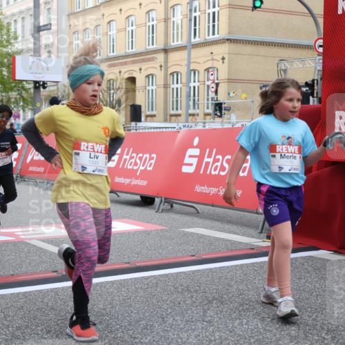 25.04.2026 - Das Zehntel Strokosch-Dieckow http://msf.ph/oto/9627478 25.04.2026 09:01:15 Ziel 1081, 1175, 1233, 1526, 1593, 1652, 1675, 1686, 1770, 1774, 1824, 1879, 1880, 1902, 2140, 2722, 2725, 3019, 3152, 3255, 3806, 3863 meine-sportfotos.de