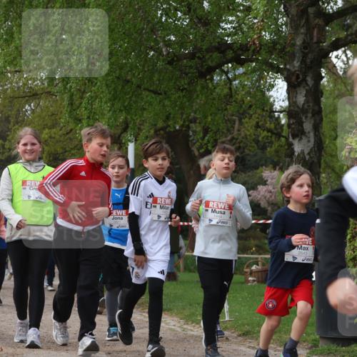 25.04.2026 - Das Zehntel Zöllner http://msf.ph/oto/9627481 25.04.2026 07:46:19 Laufen 3925, 1444, 2843 meine-sportfotos.de