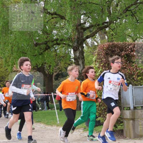 25.04.2026 - Das Zehntel Zöllner http://msf.ph/oto/9627497 25.04.2026 11:41:16 Laufen 11104, 11136 meine-sportfotos.de