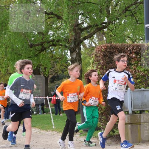 25.04.2026 - Das Zehntel Zöllner http://msf.ph/oto/9627502 25.04.2026 11:41:17 Laufen 11152, 12408, 11136 meine-sportfotos.de