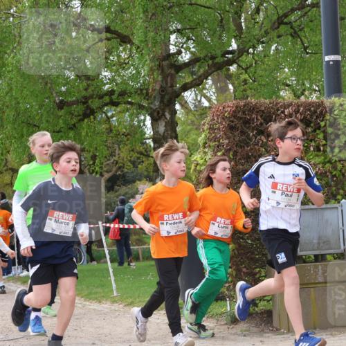 25.04.2026 - Das Zehntel Zöllner http://msf.ph/oto/9627507 25.04.2026 11:41:17 Laufen 11152, 12408, 12386, 11136 meine-sportfotos.de