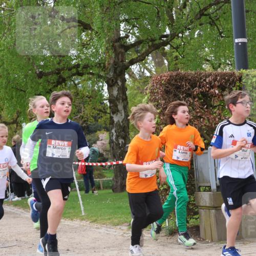 25.04.2026 - Das Zehntel Zöllner http://msf.ph/oto/9627516 25.04.2026 11:41:17 Laufen 11152, 11136 meine-sportfotos.de