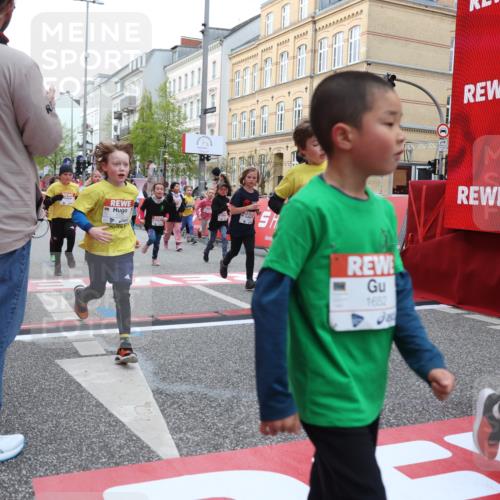 25.04.2026 - Das Zehntel Strokosch-Dieckow http://msf.ph/oto/9627518 25.04.2026 09:01:16 Ziel 1081, 1175, 1233, 1526, 1593, 1598, 1652, 1675, 1686, 1770, 1774, 1824, 1880, 2722, 2725, 3019, 3765, 3806 meine-sportfotos.de