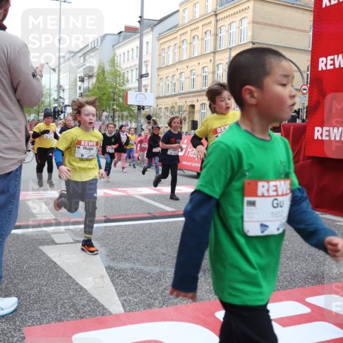 25.04.2026 - Das Zehntel Strokosch-Dieckow http://msf.ph/oto/9627524 25.04.2026 09:01:16 Ziel 1081, 1175, 1233, 1526, 1593, 1598, 1652, 1675, 1686, 1770, 1774, 1824, 1880, 2722, 2725, 3019, 3765, 3806 meine-sportfotos.de