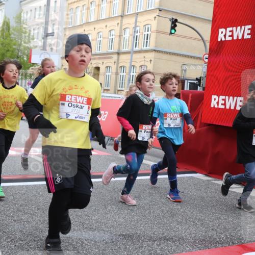 25.04.2026 - Das Zehntel Strokosch-Dieckow http://msf.ph/oto/9627549 25.04.2026 09:01:18 Ziel 1175, 1179, 1456, 1526, 1593, 1598, 1652, 1675, 1680, 1686, 1690, 1824, 1880, 2722, 2725, 2740, 2760, 3019, 3242, 3265, 3765, 3778, 3806 meine-sportfotos.de