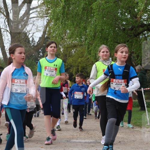 25.04.2026 - Das Zehntel Zöllner http://msf.ph/oto/9627551 25.04.2026 07:46:20 Laufen 2919, 2950, 925, 3218, 3821 meine-sportfotos.de