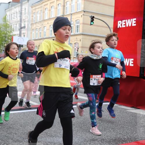 25.04.2026 - Das Zehntel Strokosch-Dieckow http://msf.ph/oto/9627555 25.04.2026 09:01:18 Ziel 1175, 1179, 1456, 1526, 1593, 1598, 1652, 1675, 1680, 1686, 1690, 1824, 1880, 2722, 2725, 2740, 2760, 3019, 3242, 3265, 3765, 3778, 3806 meine-sportfotos.de