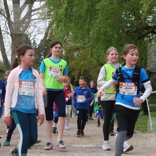 25.04.2026 - Das Zehntel Zöllner http://msf.ph/oto/9627556 25.04.2026 07:46:20 Laufen 919, 4004, 2950, 3218, 3821 meine-sportfotos.de