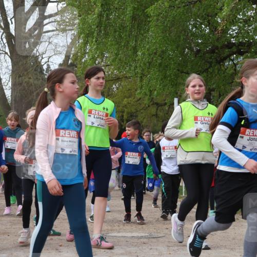 25.04.2026 - Das Zehntel Zöllner http://msf.ph/oto/9627570 25.04.2026 07:46:21 Laufen 4004, 2950, 1753, 3821 meine-sportfotos.de