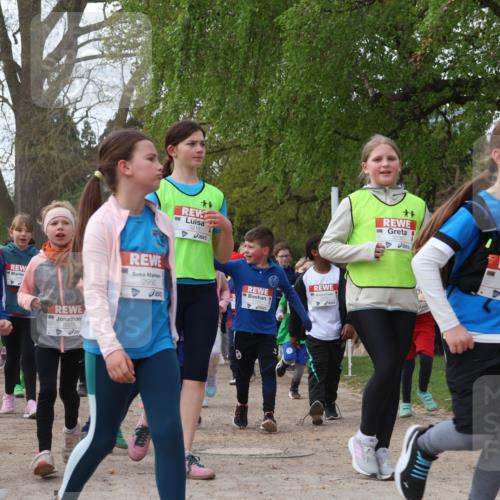 25.04.2026 - Das Zehntel Zöllner http://msf.ph/oto/9627575 25.04.2026 07:46:21 Laufen 4004, 8, 3925, 2950, 3218, 3821 meine-sportfotos.de