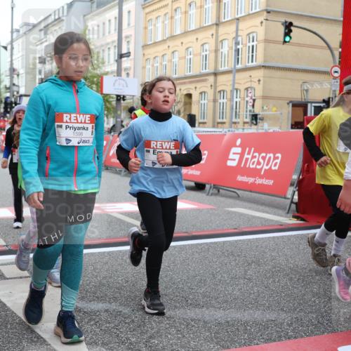 25.04.2026 - Das Zehntel Strokosch-Dieckow http://msf.ph/oto/9627590 25.04.2026 09:01:20 Ziel 1179, 1456, 1526, 1593, 1598, 1652, 1675, 1680, 1686, 1690, 1824, 1880, 2351, 2364, 2722, 2725, 2740, 2760, 3019, 3242, 3265, 3765, 3778, 3806 meine-sportfotos.de