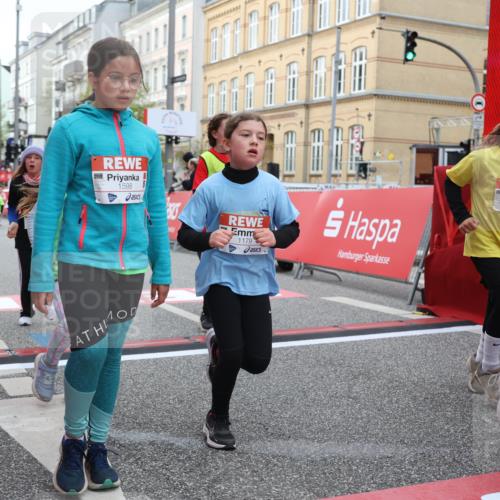 25.04.2026 - Das Zehntel Strokosch-Dieckow http://msf.ph/oto/9627596 25.04.2026 09:01:20 Ziel 1179, 1456, 1526, 1593, 1598, 1652, 1675, 1680, 1686, 1690, 1824, 1880, 2351, 2364, 2722, 2725, 2740, 2760, 3019, 3242, 3265, 3765, 3778, 3806 meine-sportfotos.de