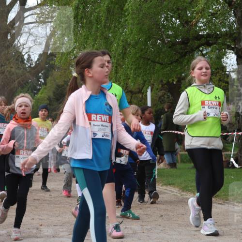 25.04.2026 - Das Zehntel Zöllner http://msf.ph/oto/9627606 25.04.2026 07:46:21 Laufen 2950, 4004 meine-sportfotos.de