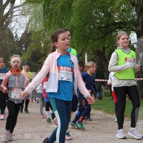 25.04.2026 - Das Zehntel Zöllner http://msf.ph/oto/9627617 25.04.2026 07:46:21 Laufen 4004, 39, 2950 meine-sportfotos.de