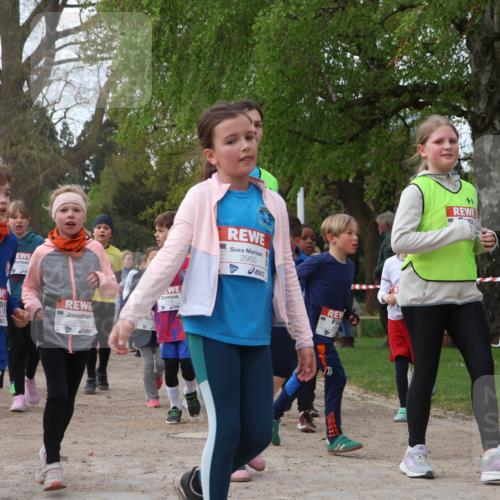 25.04.2026 - Das Zehntel Zöllner http://msf.ph/oto/9627623 25.04.2026 07:46:21 Laufen 966, 4004, 3925, 1756, 2950 meine-sportfotos.de