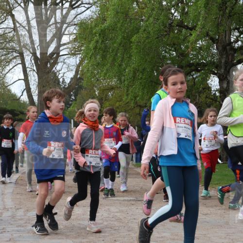 25.04.2026 - Das Zehntel Zöllner http://msf.ph/oto/9627653 25.04.2026 07:46:22 Laufen 2919, 3, 11, 3925, 2950 meine-sportfotos.de