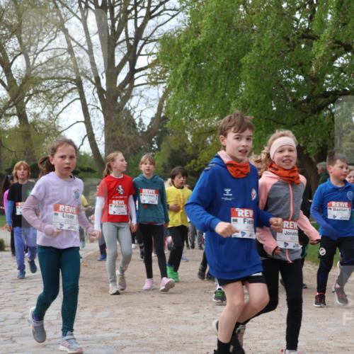 25.04.2026 - Das Zehntel Zöllner http://msf.ph/oto/9627674 25.04.2026 07:46:22 Laufen 2922, 400 meine-sportfotos.de