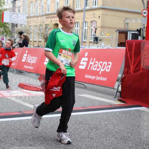 25.04.2026 - Das Zehntel Strokosch-Dieckow http://msf.ph/oto/9627686 25.04.2026 09:01:27 Ziel 1349, 1444, 1452, 1485, 1495, 1607, 1609, 2223, 2351, 2360, 2361, 2364, 2366, 2542, 2546, 2596, 2613, 3292, 3704, 3706 meine-sportfotos.de