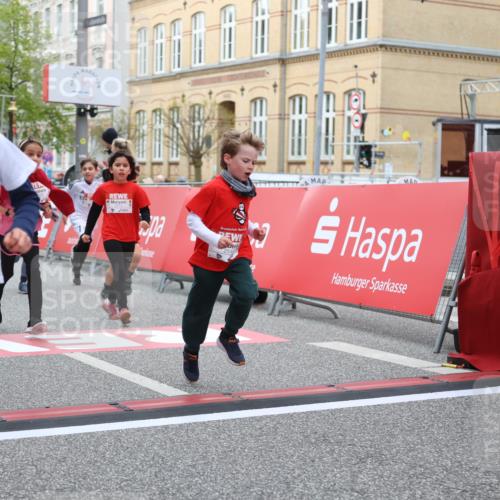 25.04.2026 - Das Zehntel Strokosch-Dieckow http://msf.ph/oto/9627702 25.04.2026 09:01:28 Ziel 1349, 1444, 1452, 1485, 1495, 1607, 1609, 1611, 2223, 2351, 2360, 2361, 2366, 2531, 2542, 2546, 2596, 2613, 2628, 3292, 3349, 3363, 3704, 3706 meine-sportfotos.de