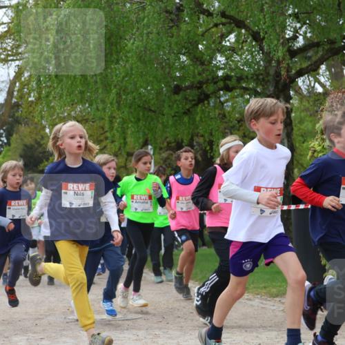 25.04.2026 - Das Zehntel Zöllner http://msf.ph/oto/9627709 25.04.2026 11:41:22 Laufen 12267, 20, 10169, 10195, 50, 11995 meine-sportfotos.de