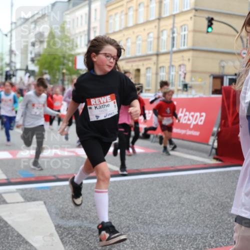 25.04.2026 - Das Zehntel Strokosch-Dieckow http://msf.ph/oto/9627721 25.04.2026 09:01:29 Ziel 1011, 1013, 1349, 1444, 1452, 1485, 1495, 1607, 1609, 1611, 1618, 2223, 2360, 2361, 2366, 2531, 2542, 2546, 2596, 2613, 2628, 3094, 3292, 3349, 3363, 3704, 3706 meine-sportfotos.de
