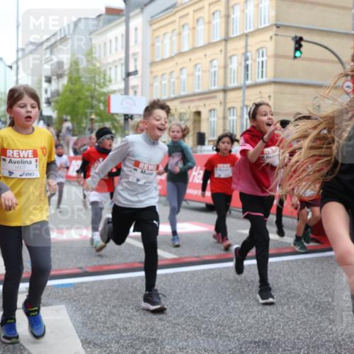 25.04.2026 - Das Zehntel Strokosch-Dieckow http://msf.ph/oto/9627728 25.04.2026 09:01:29 Ziel 1011, 1013, 1349, 1444, 1452, 1485, 1495, 1607, 1609, 1611, 1618, 2223, 2360, 2361, 2366, 2531, 2542, 2546, 2596, 2613, 2628, 3094, 3292, 3349, 3363, 3704, 3706 meine-sportfotos.de