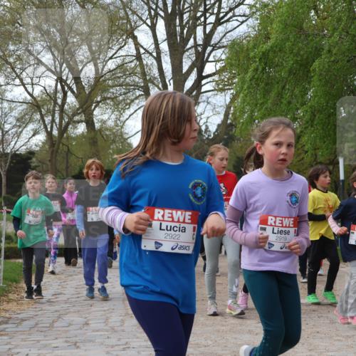 25.04.2026 - Das Zehntel Zöllner http://msf.ph/oto/9627729 25.04.2026 07:46:23 Laufen 2922, 2919, 302 meine-sportfotos.de