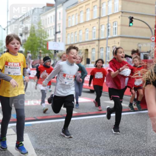 25.04.2026 - Das Zehntel Strokosch-Dieckow http://msf.ph/oto/9627732 25.04.2026 09:01:29 Ziel 1011, 1013, 1349, 1444, 1452, 1485, 1495, 1607, 1609, 1611, 1618, 2223, 2360, 2361, 2366, 2531, 2542, 2546, 2596, 2613, 2628, 3094, 3292, 3349, 3363, 3704, 3706 meine-sportfotos.de