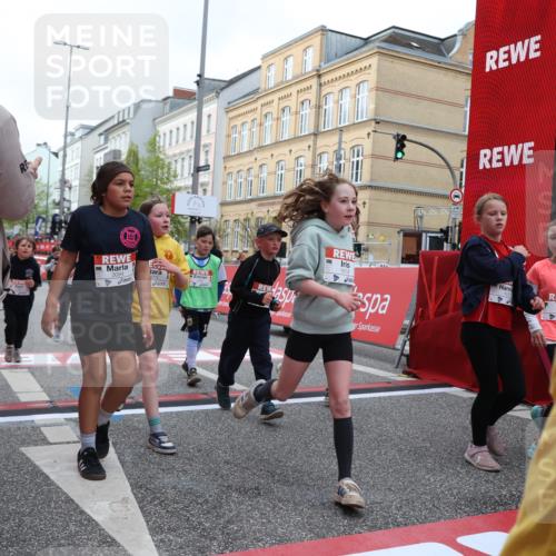 25.04.2026 - Das Zehntel Strokosch-Dieckow http://msf.ph/oto/9627768 25.04.2026 09:01:33 Ziel 1011, 1013, 1115, 1268, 1444, 1447, 1452, 1495, 1541, 1607, 1609, 1611, 1613, 1618, 2531, 2542, 2546, 2596, 2613, 2628, 2716, 3094, 3304, 3349, 3363, 3522, 3914 meine-sportfotos.de