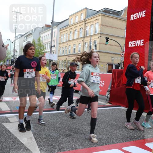 25.04.2026 - Das Zehntel Strokosch-Dieckow http://msf.ph/oto/9627771 25.04.2026 09:01:33 Ziel 1011, 1013, 1115, 1268, 1444, 1447, 1452, 1495, 1541, 1607, 1609, 1611, 1613, 1618, 2531, 2542, 2546, 2596, 2613, 2628, 2716, 3094, 3304, 3349, 3363, 3522, 3914 meine-sportfotos.de