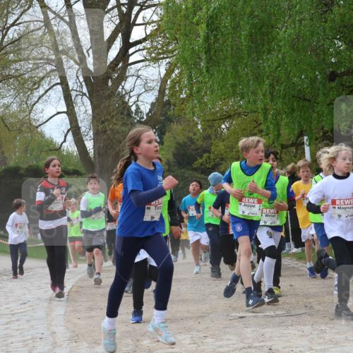25.04.2026 - Das Zehntel Zöllner http://msf.ph/oto/9627800 25.04.2026 11:41:23 Laufen 11987, 285 meine-sportfotos.de