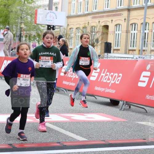 25.04.2026 - Das Zehntel Strokosch-Dieckow http://msf.ph/oto/9627808 25.04.2026 09:01:36 Ziel 1011, 1013, 1115, 1268, 1447, 1450, 1541, 1611, 1613, 1618, 1722, 1746, 1927, 2124, 2500, 2531, 2628, 2716, 3094, 3304, 3349, 3363, 3365, 3390, 3409, 3471, 3522, 3914 meine-sportfotos.de