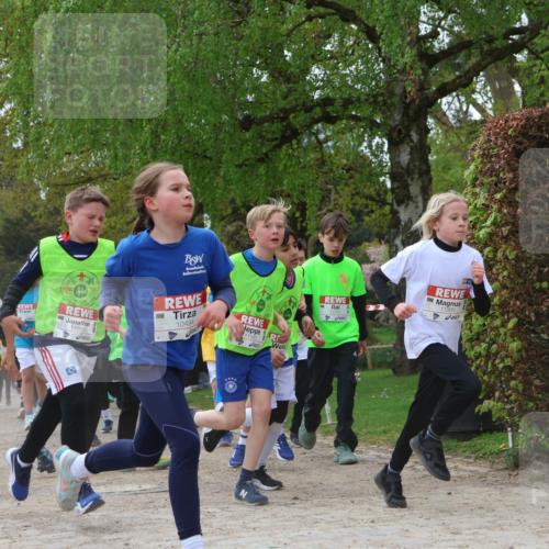 25.04.2026 - Das Zehntel Zöllner http://msf.ph/oto/9627836 25.04.2026 11:41:24 Laufen 3, 280, 11986, 10494, 11909 meine-sportfotos.de