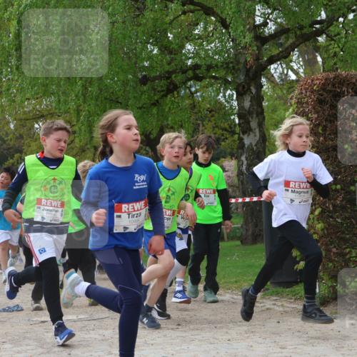 25.04.2026 - Das Zehntel Zöllner http://msf.ph/oto/9627841 25.04.2026 11:41:24 Laufen 3, 1949, 11986, 10494, 11909 meine-sportfotos.de
