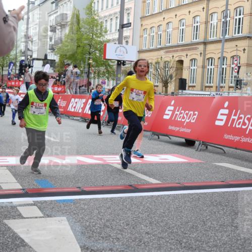 25.04.2026 - Das Zehntel Strokosch-Dieckow http://msf.ph/oto/9627887 25.04.2026 09:01:41 Ziel 1450, 1635, 1643, 1722, 1746, 1751, 1893, 1927, 2124, 2352, 2500, 2933, 3139, 3365, 3390, 3409, 3471, 3619, 3623 meine-sportfotos.de