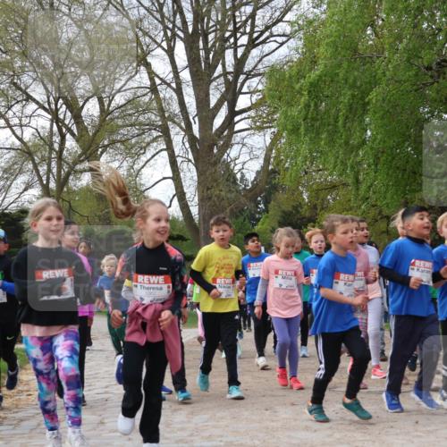 25.04.2026 - Das Zehntel Zöllner http://msf.ph/oto/9627895 25.04.2026 07:46:27 Laufen 3362 meine-sportfotos.de