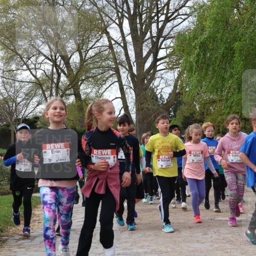 25.04.2026 - Das Zehntel Zöllner http://msf.ph/oto/9627915 25.04.2026 07:46:27 Laufen 3365 meine-sportfotos.de