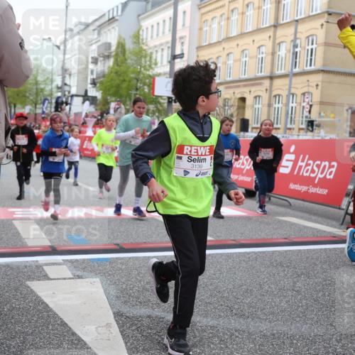 25.04.2026 - Das Zehntel Strokosch-Dieckow http://msf.ph/oto/9627918 25.04.2026 09:01:42 Ziel 1450, 1635, 1643, 1722, 1746, 1751, 1893, 1927, 2124, 2352, 2500, 2933, 3139, 3365, 3390, 3409, 3471, 3619, 3623, 3878 meine-sportfotos.de