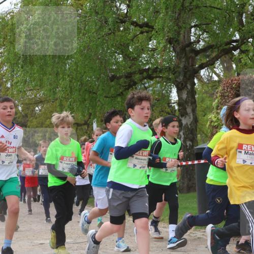 25.04.2026 - Das Zehntel Zöllner http://msf.ph/oto/9627922 25.04.2026 11:41:26 Laufen 11149, 10844, 11807, 126 meine-sportfotos.de