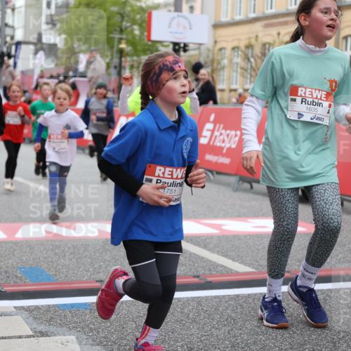 25.04.2026 - Das Zehntel Strokosch-Dieckow http://msf.ph/oto/9627951 25.04.2026 09:01:44 Ziel 1450, 1493, 1635, 1643, 1751, 1893, 2350, 2352, 2587, 2645, 2933, 2967, 3139, 3365, 3619, 3623, 3878 meine-sportfotos.de