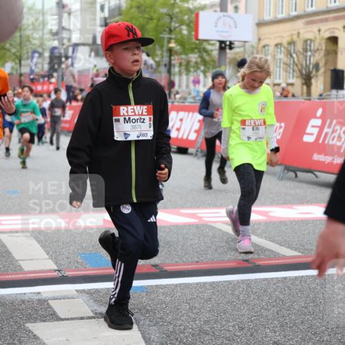 25.04.2026 - Das Zehntel Strokosch-Dieckow http://msf.ph/oto/9627957 25.04.2026 09:01:44 Ziel 1450, 1493, 1635, 1643, 1751, 1893, 2350, 2352, 2587, 2645, 2933, 2967, 3139, 3365, 3619, 3623, 3878 meine-sportfotos.de
