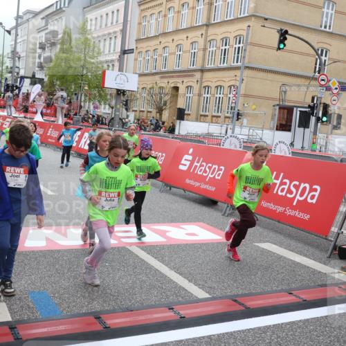 25.04.2026 - Das Zehntel Strokosch-Dieckow http://msf.ph/oto/9627966 25.04.2026 11:04:39 Ziel 5328, 5331, 5346, 5348, 5398, 5593, 5613, 5662, 5969, 6486, 6494, 6784, 6791, 6948, 7034, 7039, 7043, 7044, 7483 meine-sportfotos.de